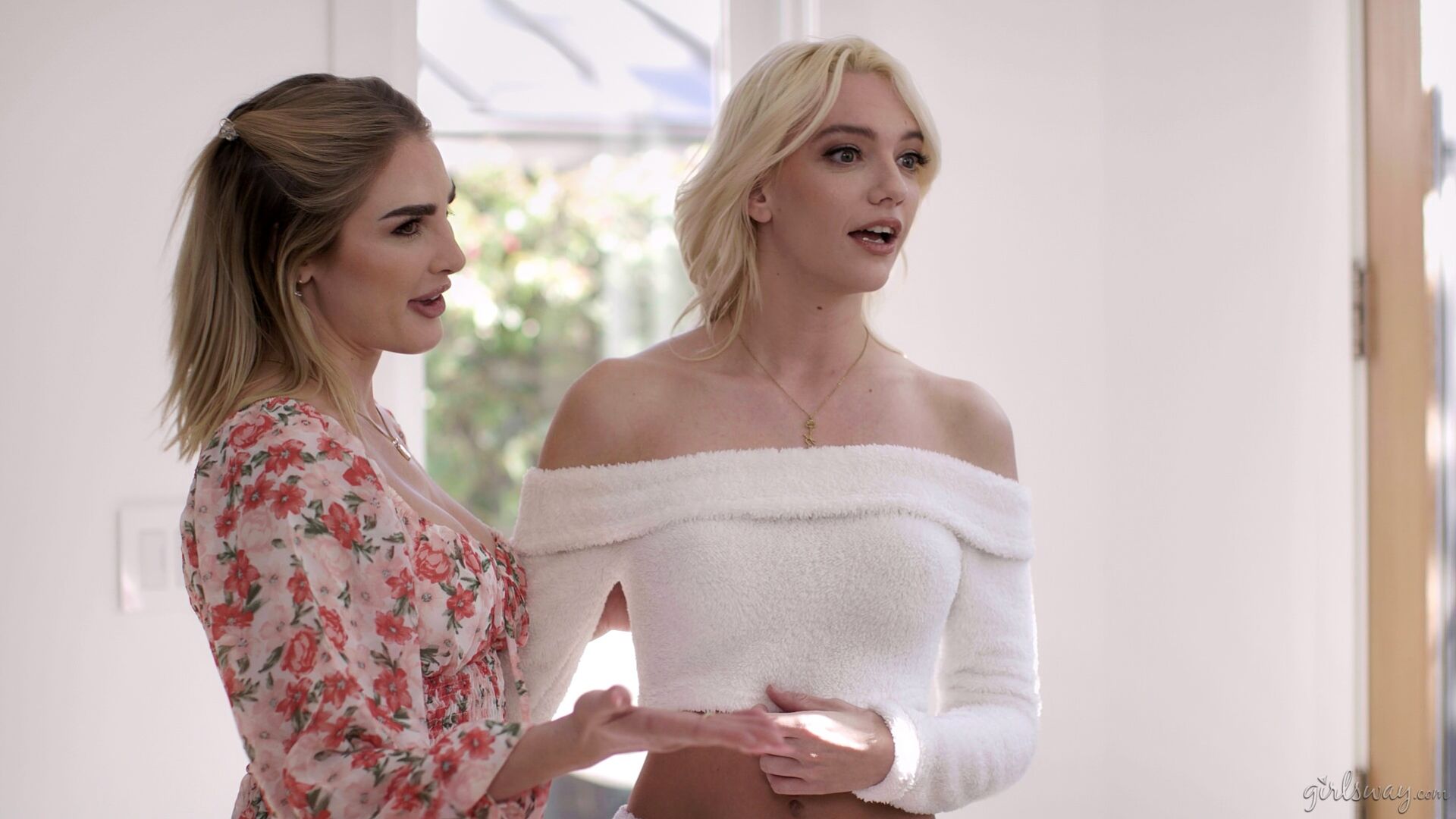 Kenna James, Emma Hix, April Olsen, Kenzie Anne fotos porno xxx por -  PerfectGirls.XXX